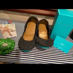 Tieks size 10 Vegan GREYSTONE